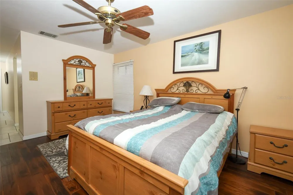 4661 SAINT BRIDES CIRCLE Orlando, FL 32812