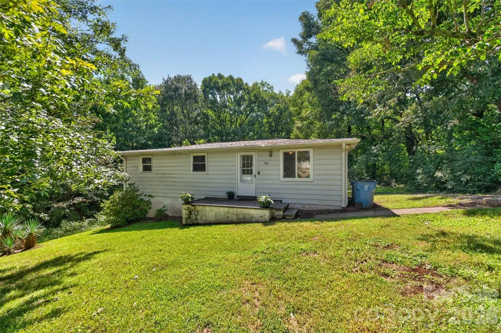314 22nd Street Court SE Hickory, NC 28602