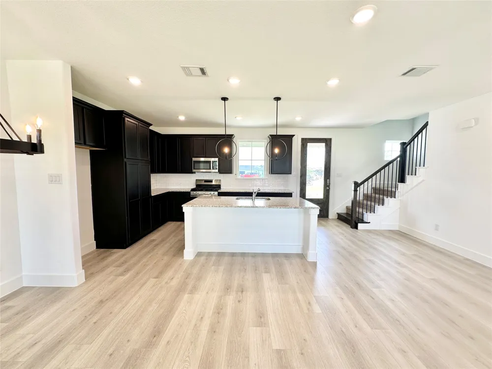 1355 Orange Blossom Court Gainesville, TX 76240