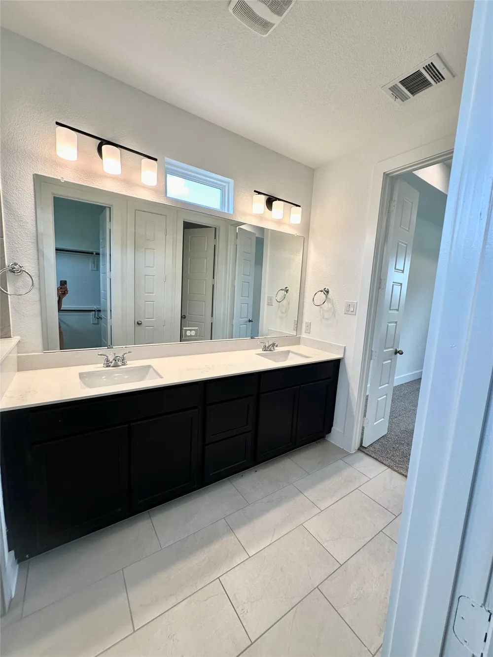 1355 Orange Blossom Court Gainesville, TX 76240