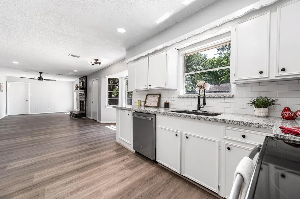9014 Landwood Drive Houston, TX 77040