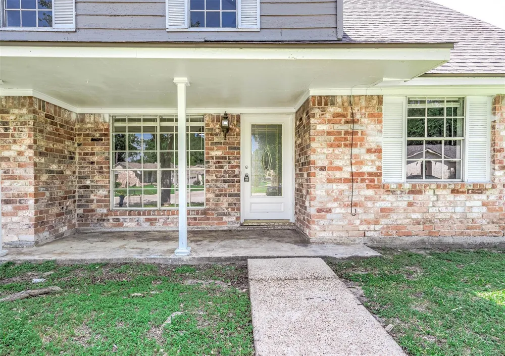 9014 Landwood Drive Houston, TX 77040