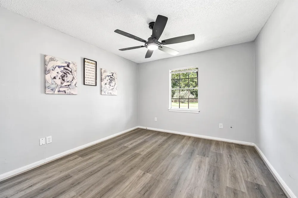 9014 Landwood Drive Houston, TX 77040