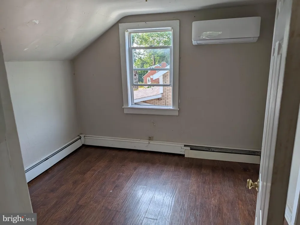 425 JULIUSTOWN PEMBERTON ROAD Pemberton, NJ 08068