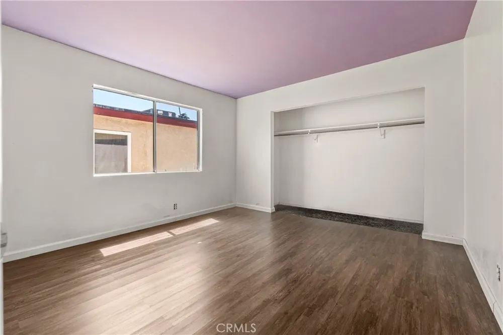 218 Thorne Los Angeles, CA 90042