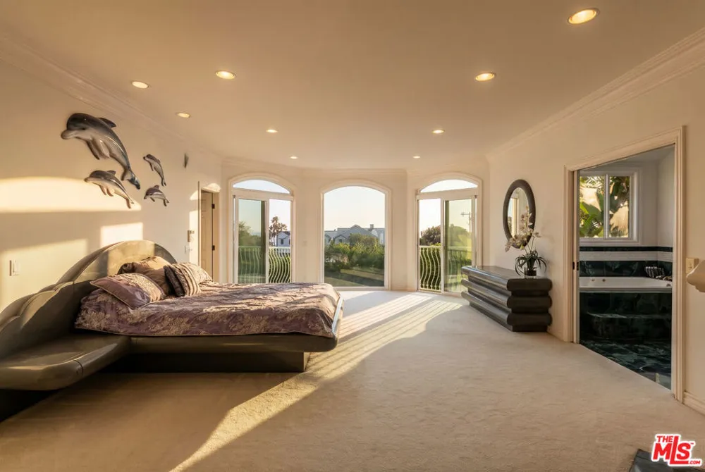 29752 Baden Place Malibu, CA 90265