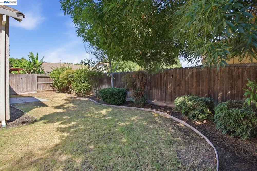 947 Forecast Ln Tracy, CA 95377