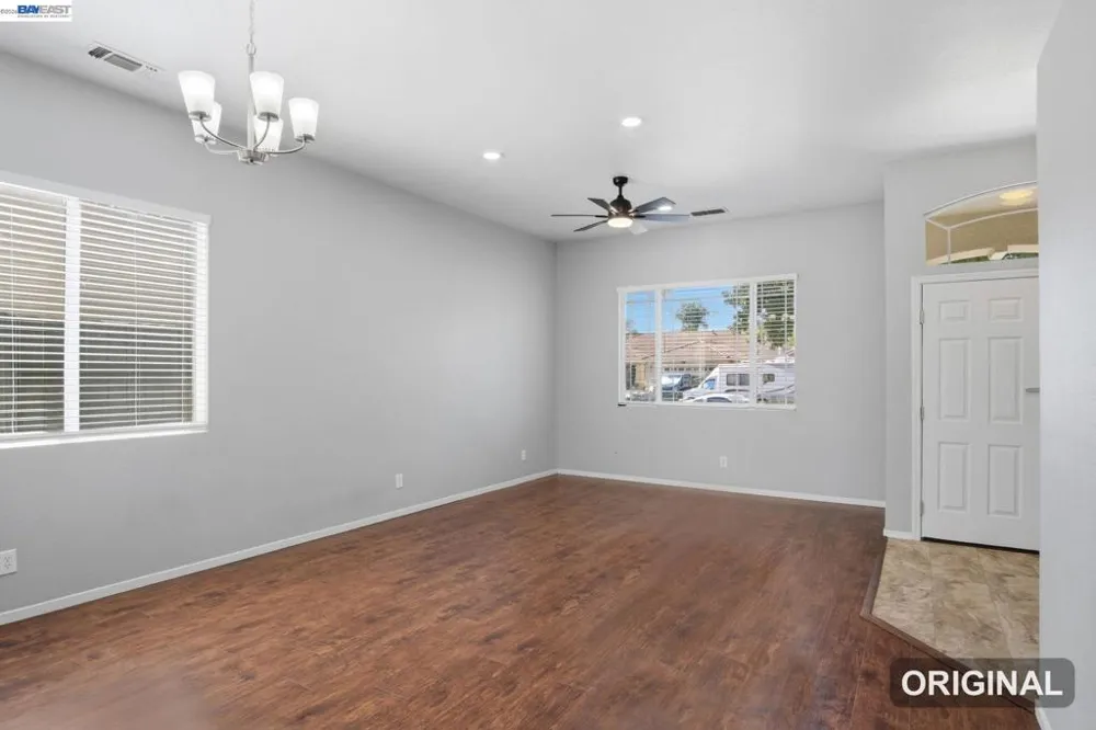 947 Forecast Ln Tracy, CA 95377