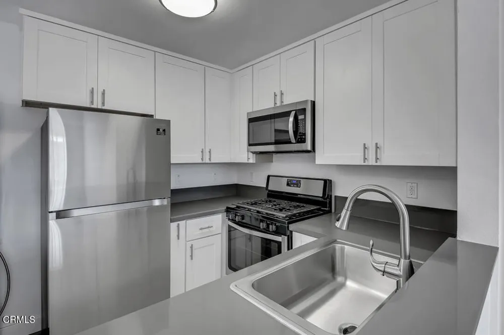 3116 Casitas Avenue #4 Los Angeles, CA 90039