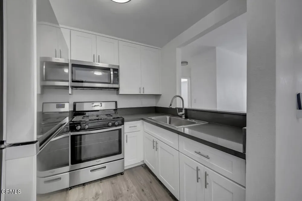 3116 Casitas Avenue #4 Los Angeles, CA 90039