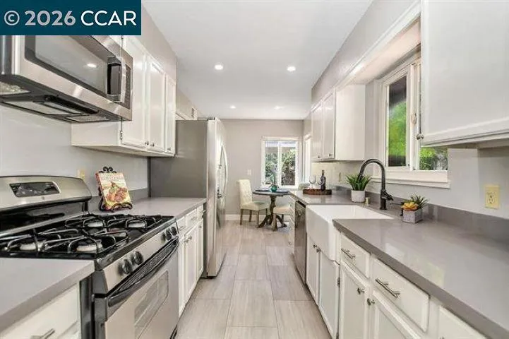 47 Anelda Drive Pleasant Hill, CA 94523