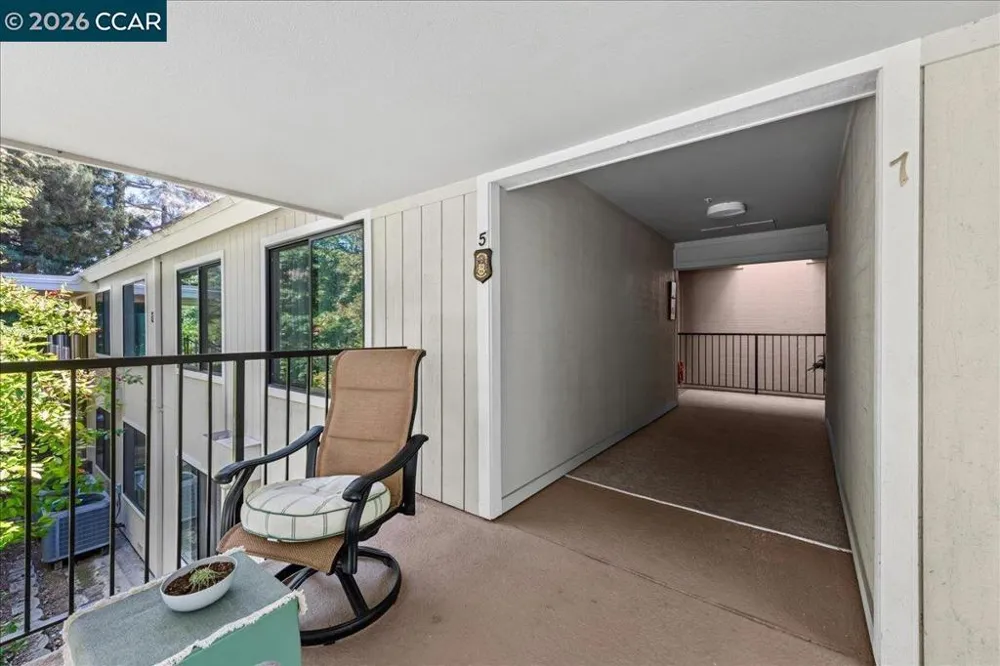 1959 Golden Rain Rd #7 Walnut Creek, CA 94595