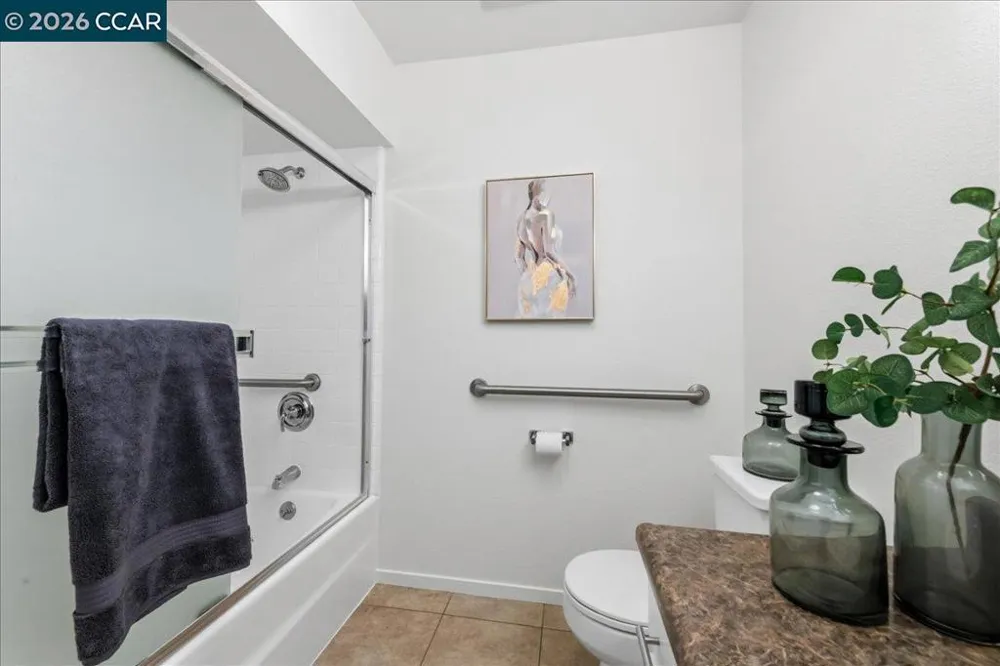 1959 Golden Rain Rd #7 Walnut Creek, CA 94595