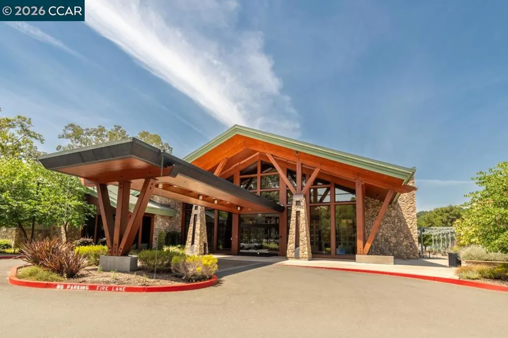 1959 Golden Rain Rd #7 Walnut Creek, CA 94595