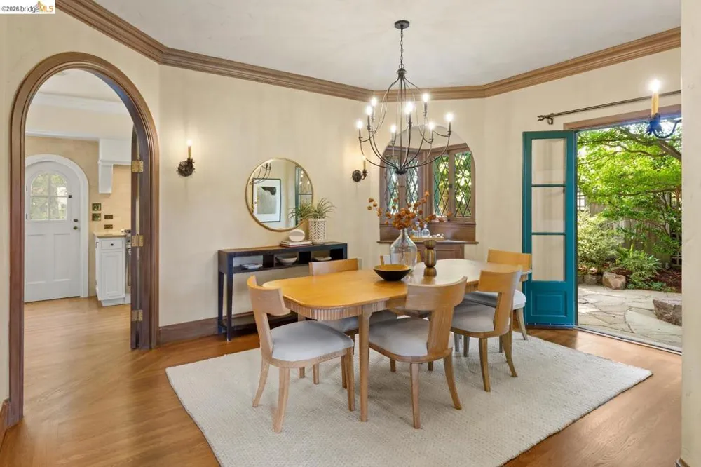1411 Hawthorne Terr Berkeley, CA 94708