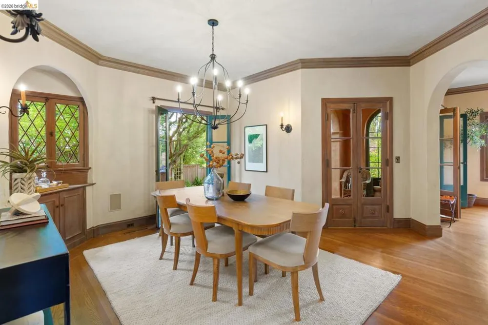 1411 Hawthorne Terr Berkeley, CA 94708