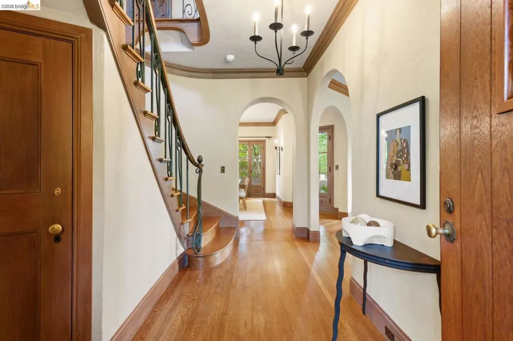 1411 Hawthorne Terr Berkeley, CA 94708