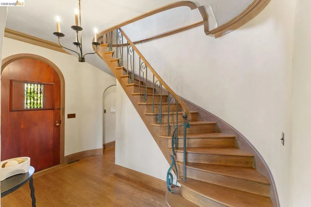 1411 Hawthorne Terr Berkeley, CA 94708