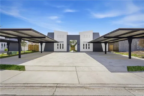 1217 Rosewood Lane #2