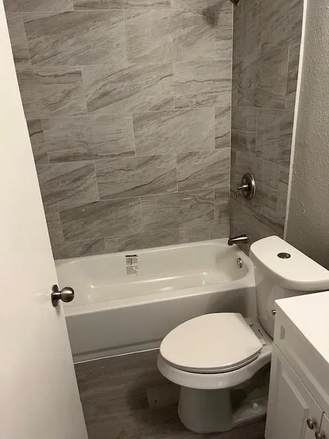 911 16th Avenue Texas City, TX 77590