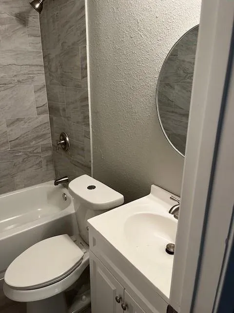 911 16th Avenue Texas City, TX 77590