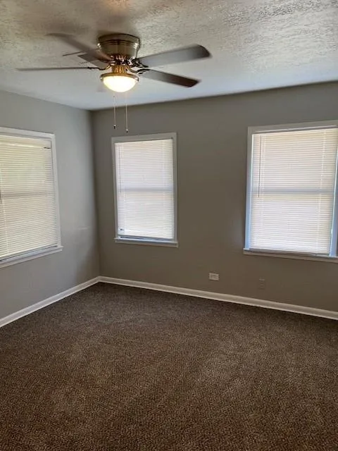 911 16th Avenue Texas City, TX 77590