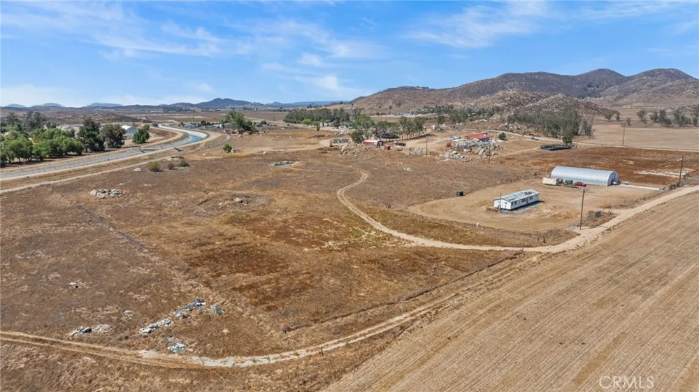 33711 Patton Avenue Winchester, CA 92596