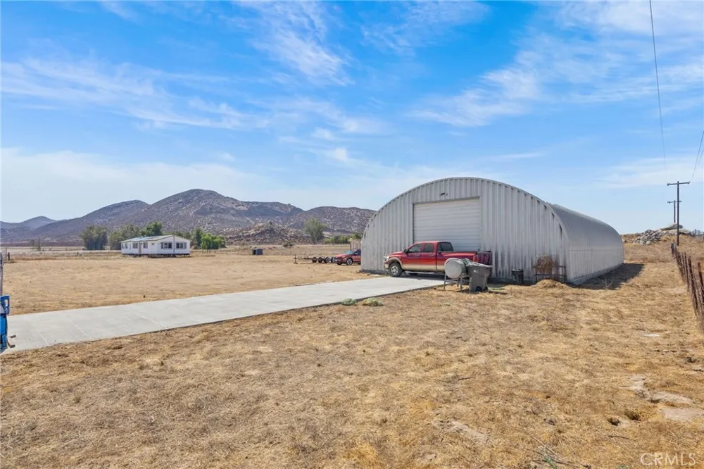 33711 Patton Avenue Winchester, CA 92596
