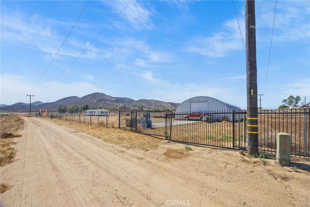 33711 Patton Avenue Winchester, CA 92596