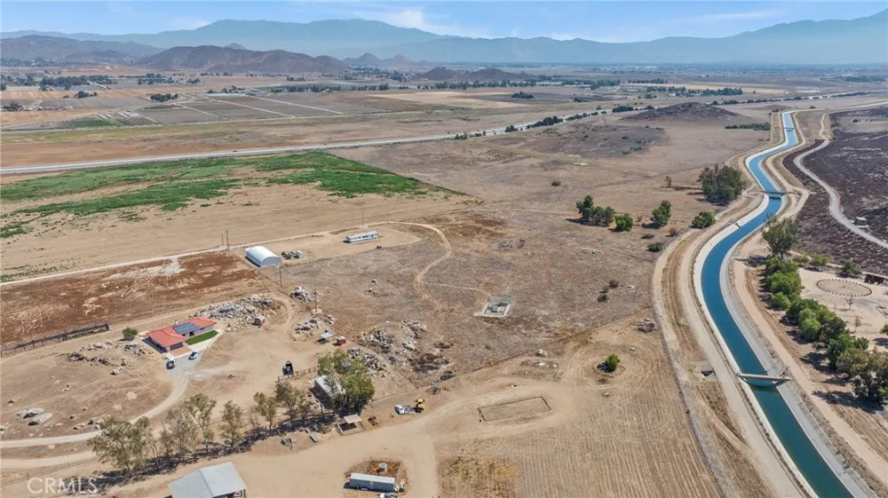 33711 Patton Avenue Winchester, CA 92596