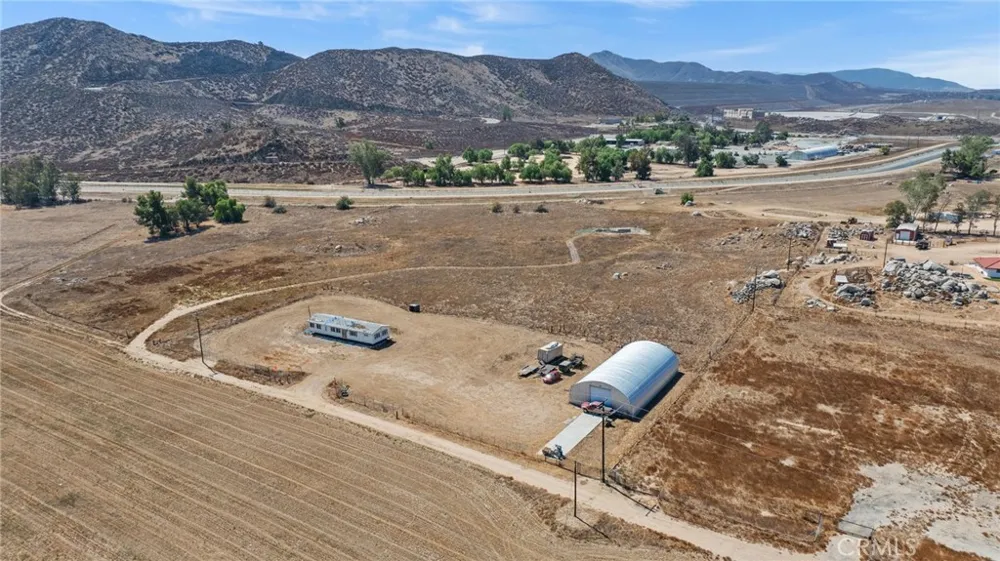 33711 Patton Avenue Winchester, CA 92596