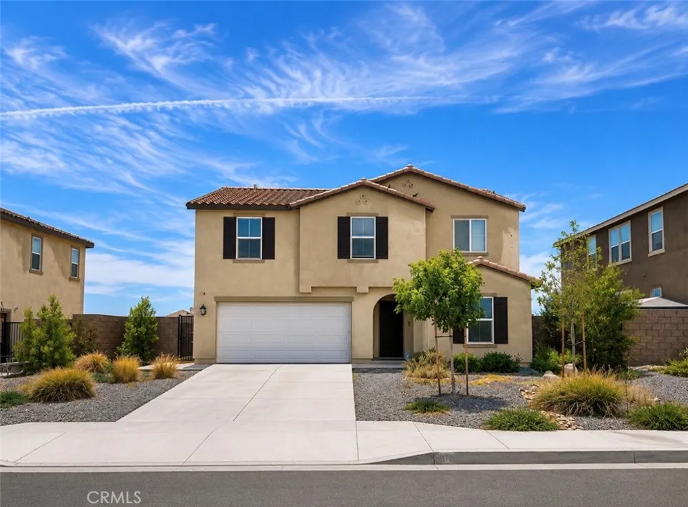 13787 Emery Victorville, CA 92392