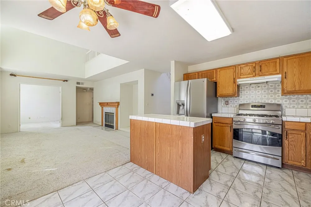 36632 Oak Hill Street Palmdale, CA 93552