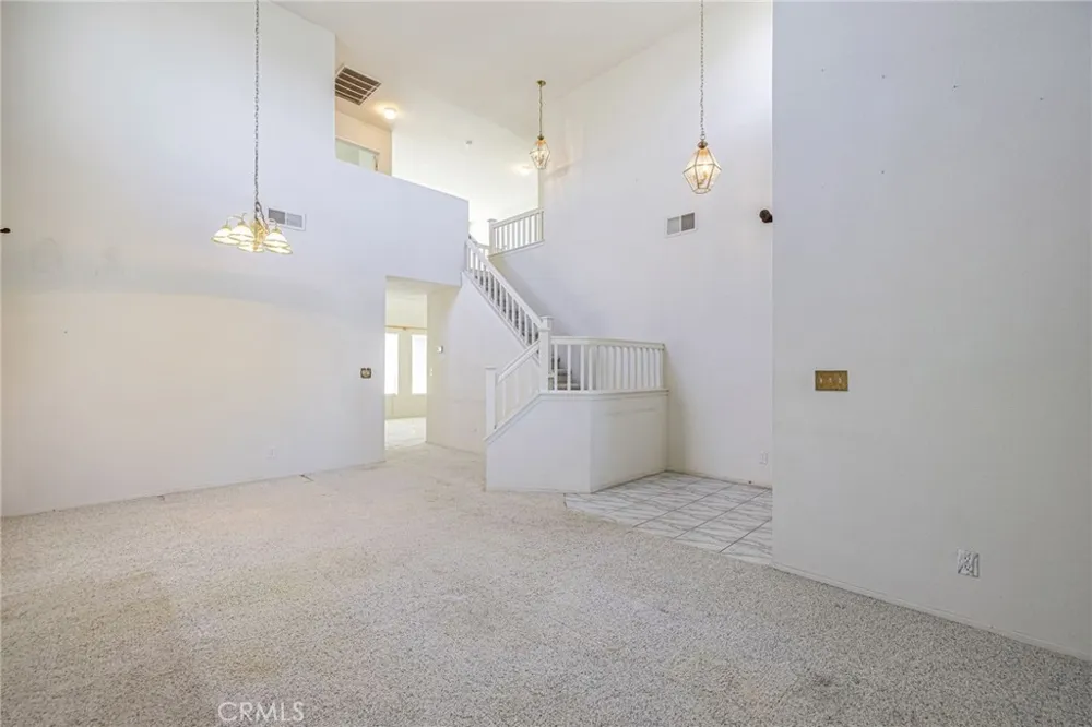 36632 Oak Hill Street Palmdale, CA 93552