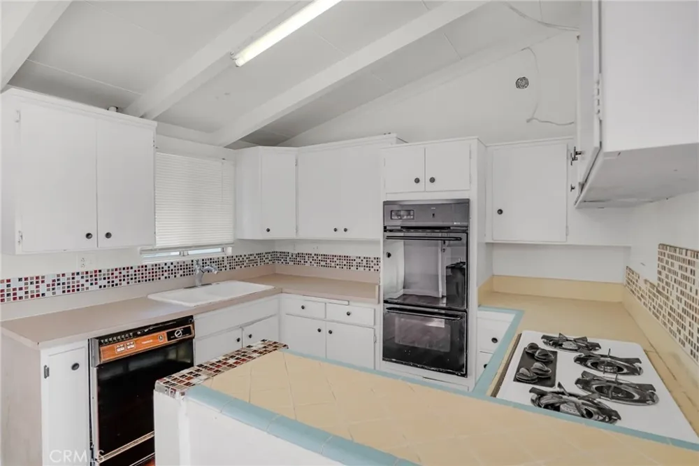 1538 Amador Ave Ontario, CA 91764