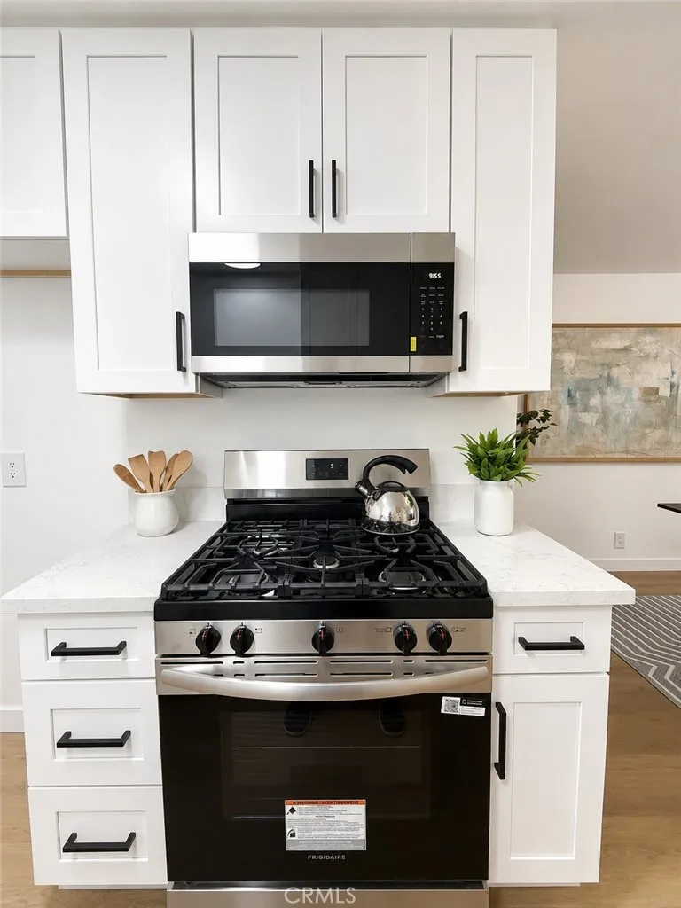 26231 Via Roble Mission Viejo, CA 92691