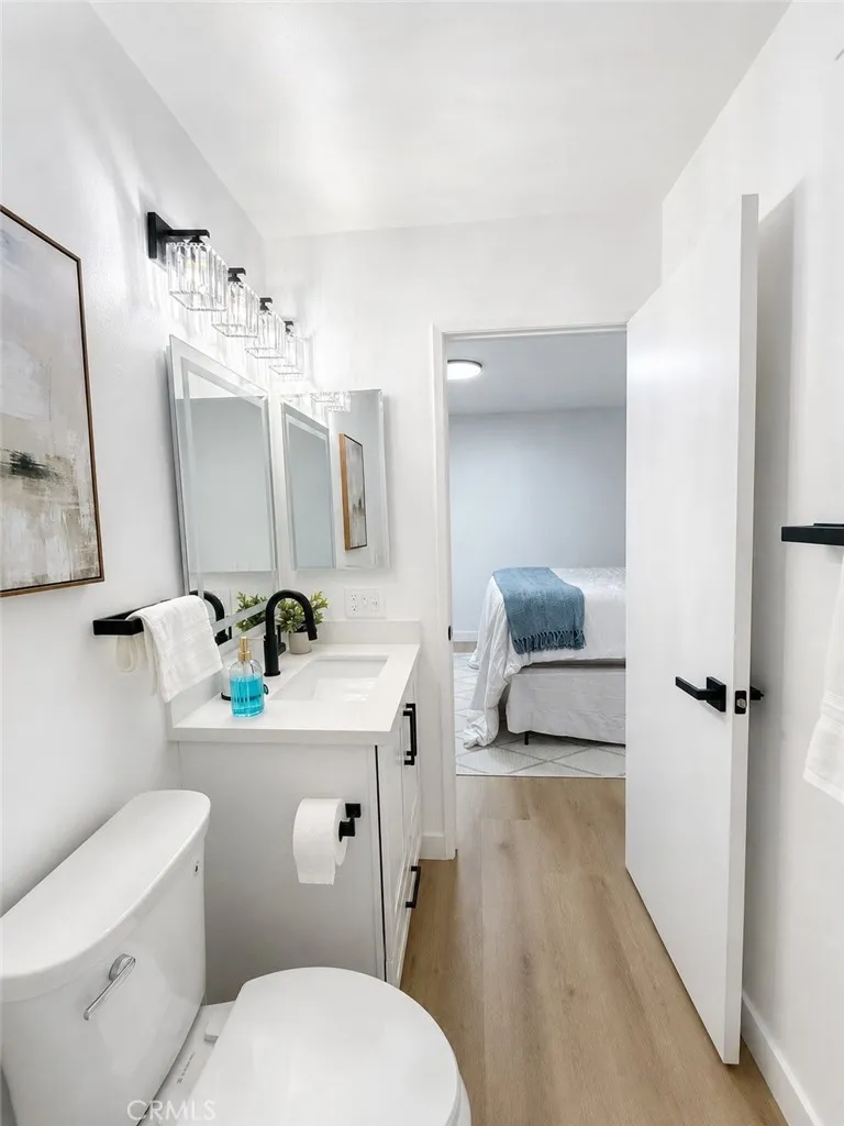 26231 Via Roble Mission Viejo, CA 92691