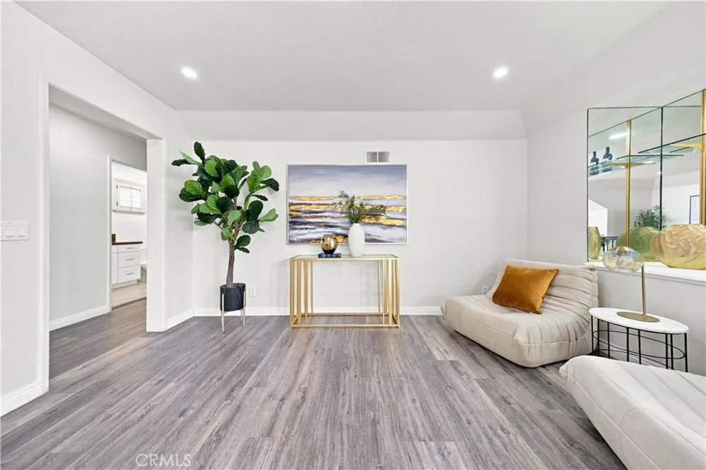 357 Windemere Walnut, CA 91789