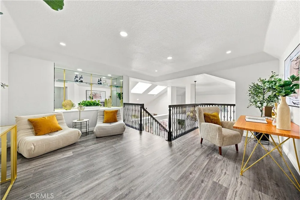 357 Windemere Walnut, CA 91789