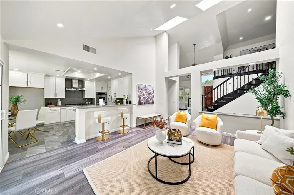 357 Windemere Walnut, CA 91789
