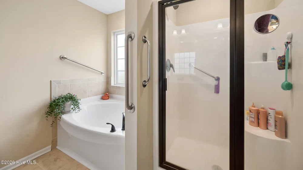 2821 Ange Street Winterville, NC 28590