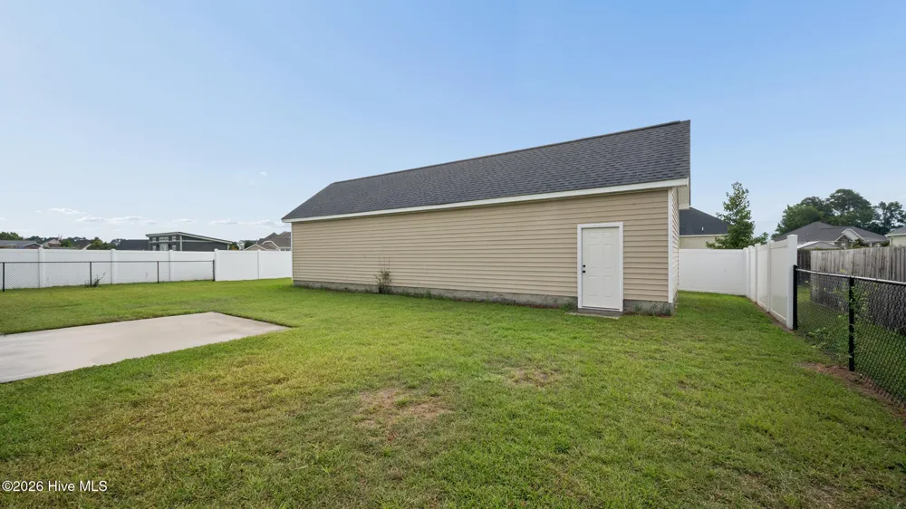 2821 Ange Street Winterville, NC 28590