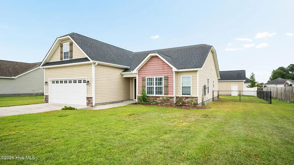 2821 Ange Street Winterville, NC 28590