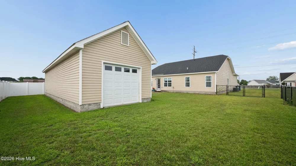2821 Ange Street Winterville, NC 28590