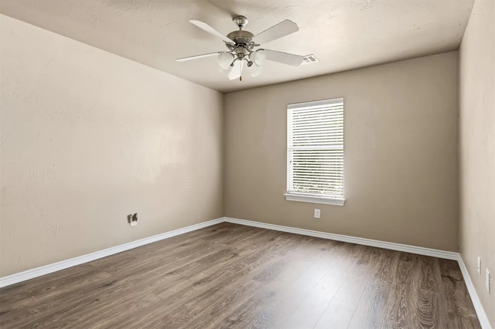 4627 Lakeshore Drive Ardmore, OK 73401