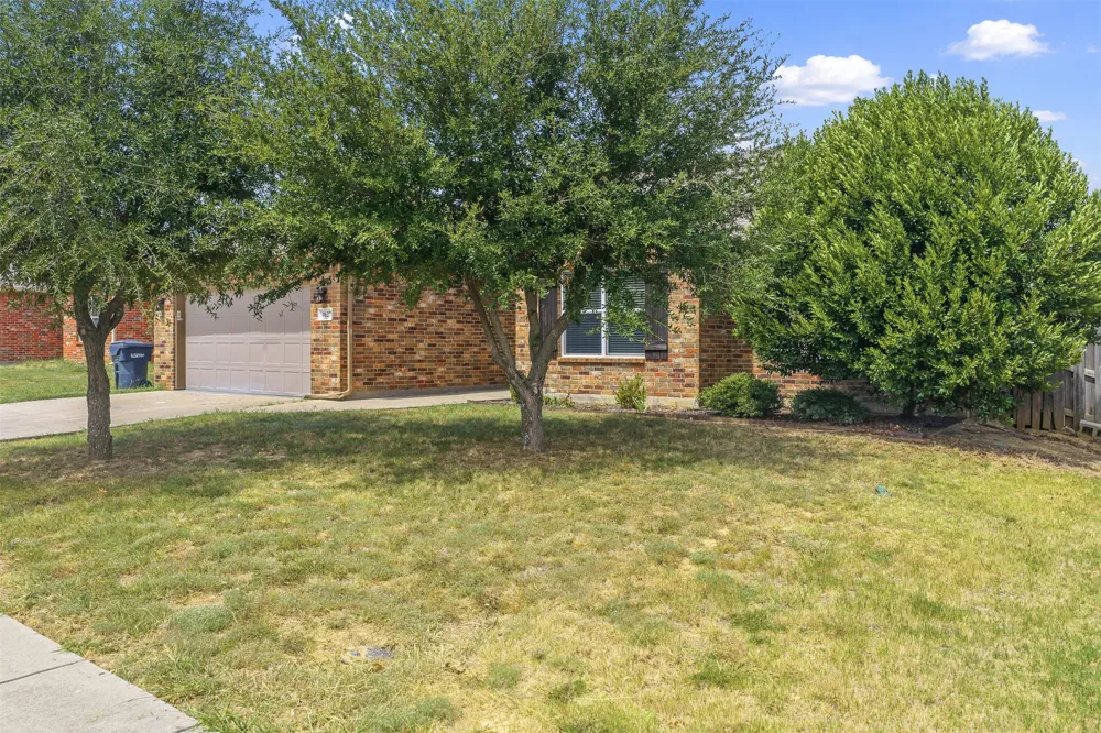 4627 Lakeshore Drive Ardmore, OK 73401