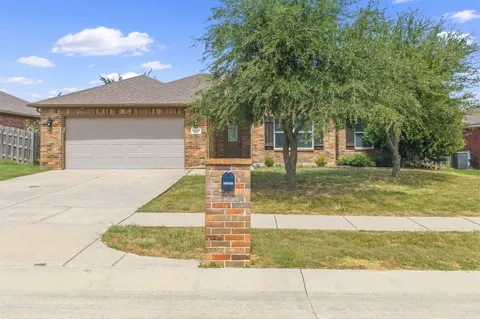 4627 Lakeshore Drive