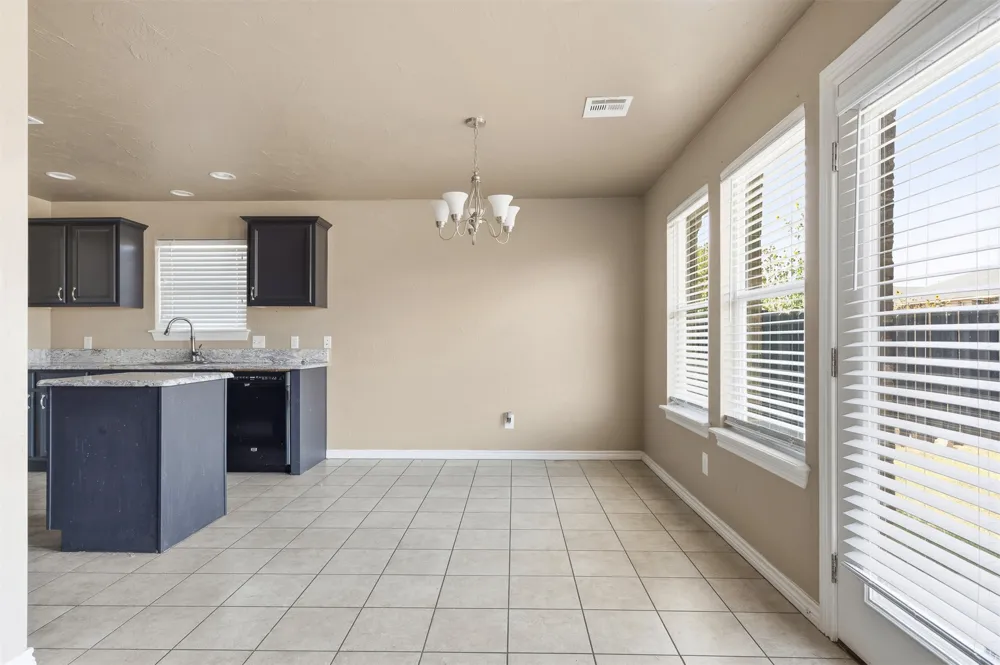 4627 Lakeshore Drive Ardmore, OK 73401