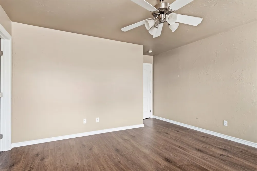 4627 Lakeshore Drive Ardmore, OK 73401