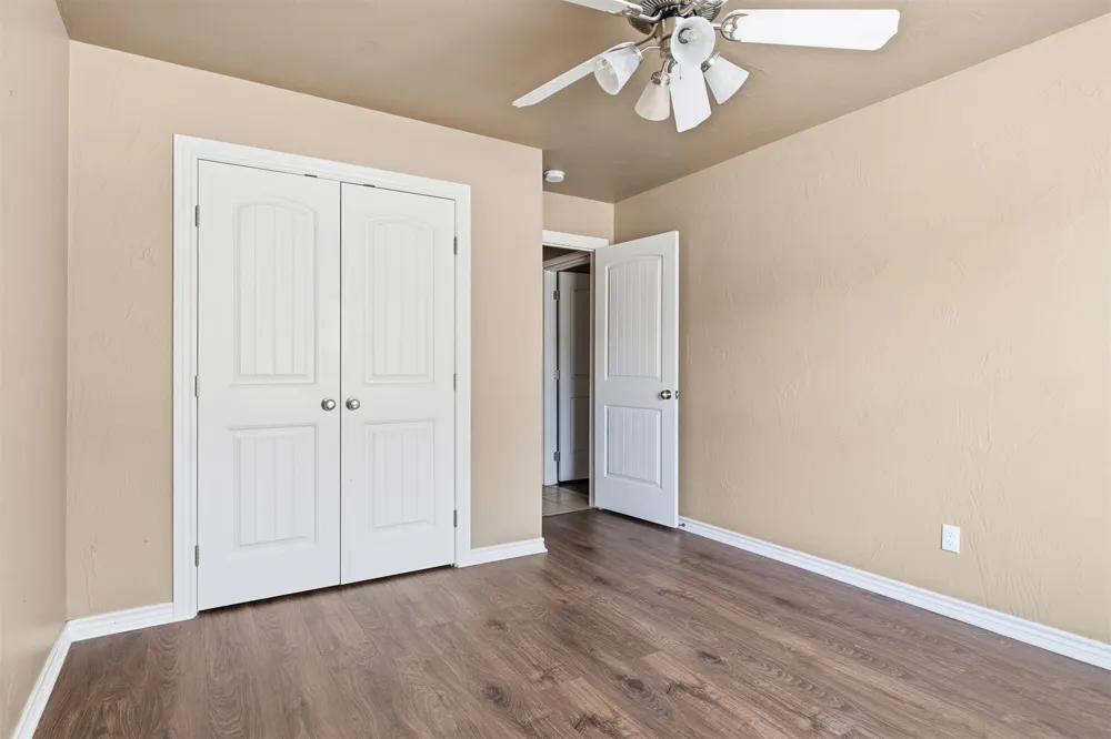 4627 Lakeshore Drive Ardmore, OK 73401